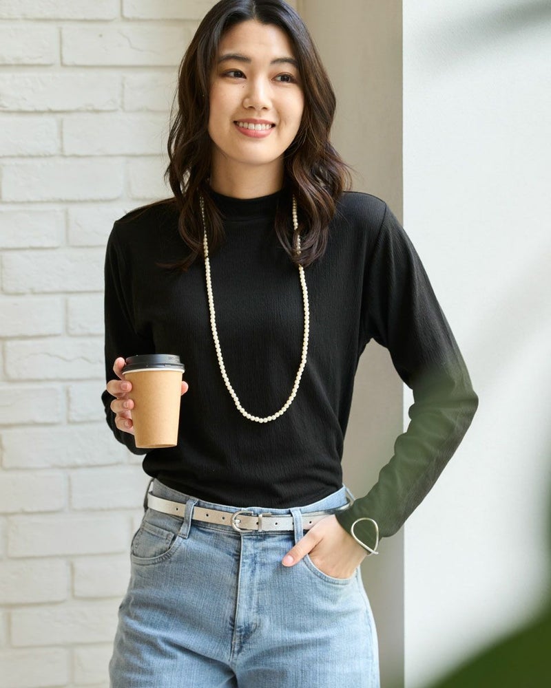 ハイネックTシャツ