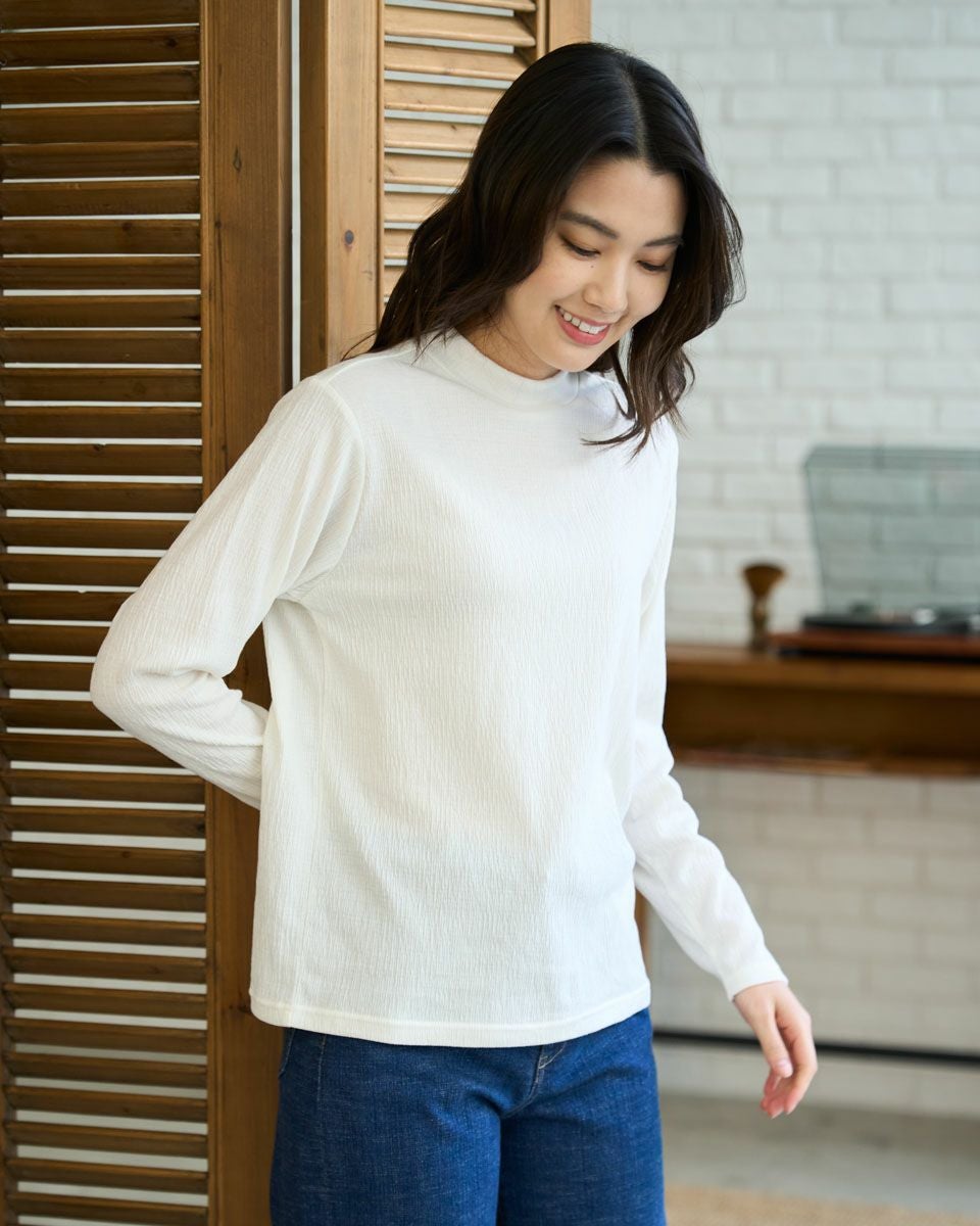 ハイネックTシャツ