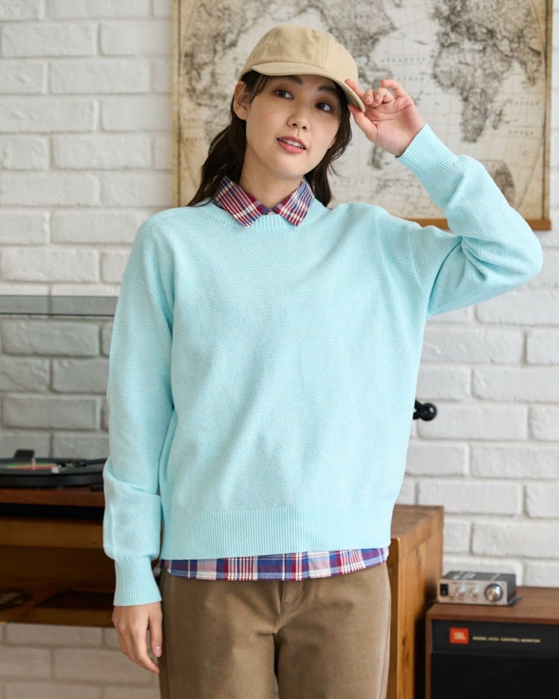 クルーネックセーター