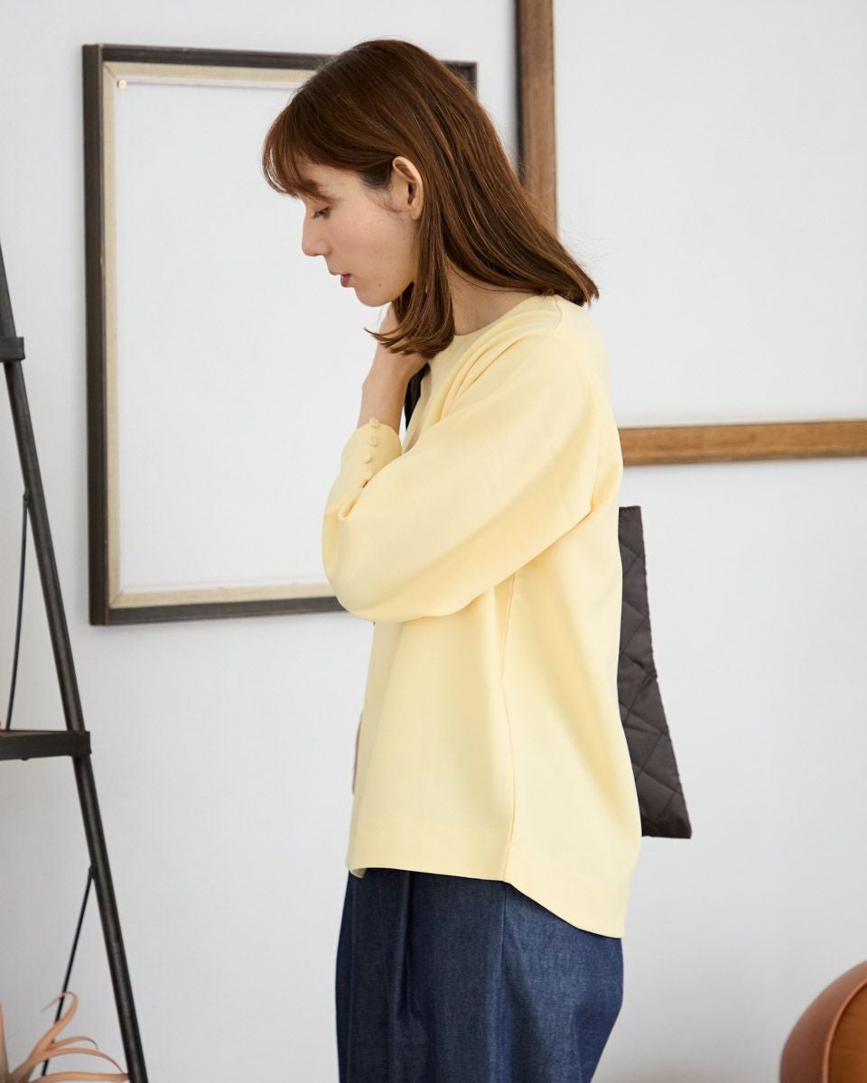 袖ボタン付プルオーバー