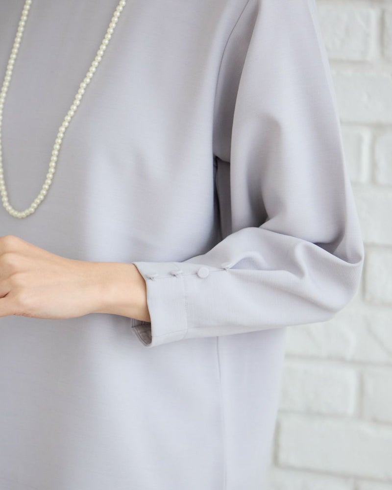 袖ボタン付プルオーバー