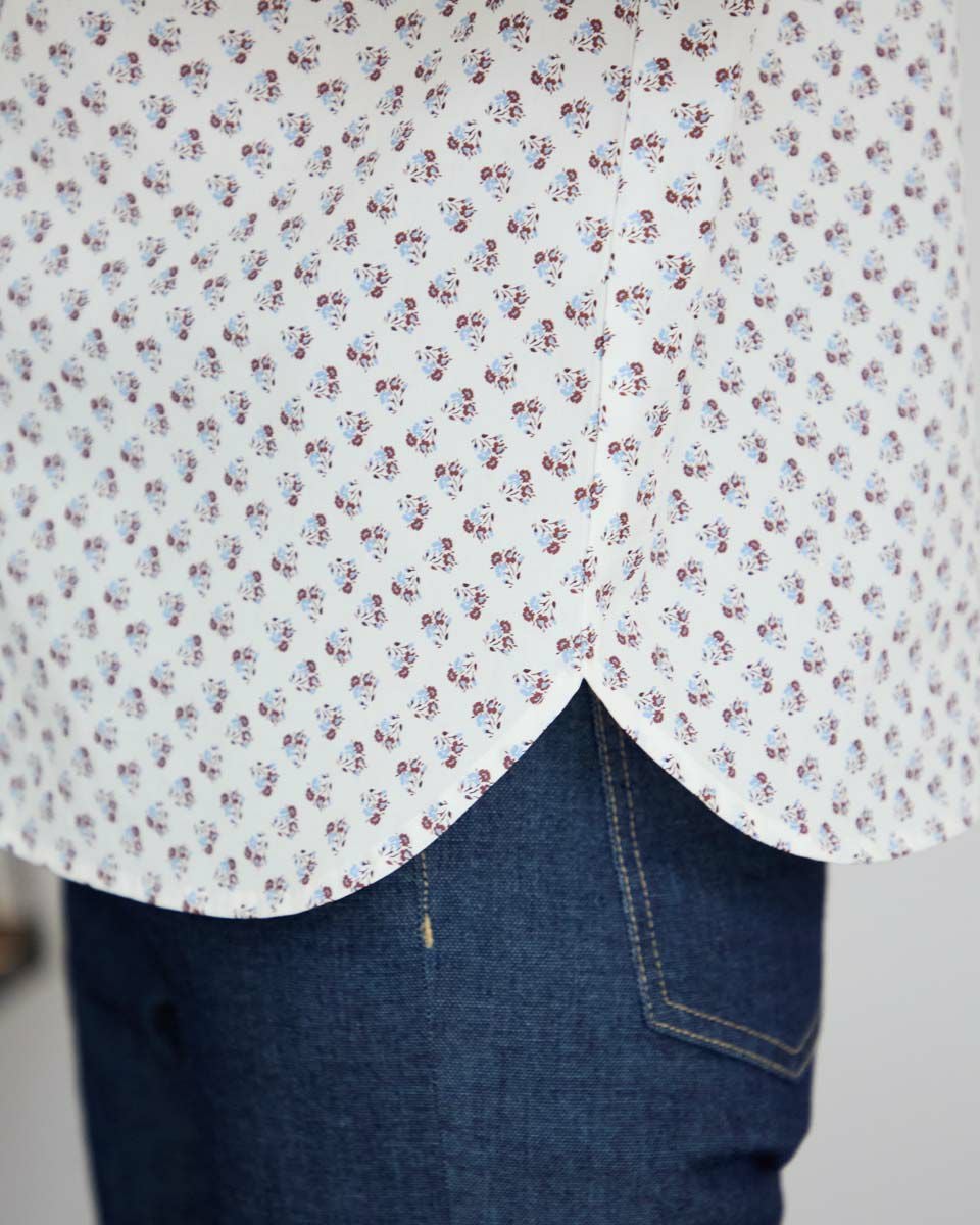 プリントブラウス