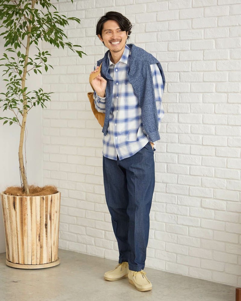 チェックシャツ