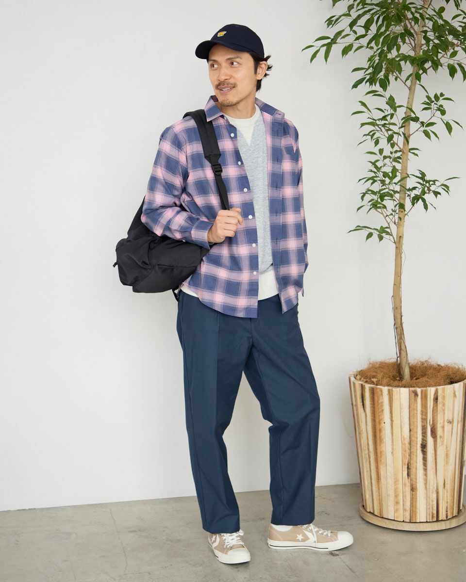 チェックシャツ