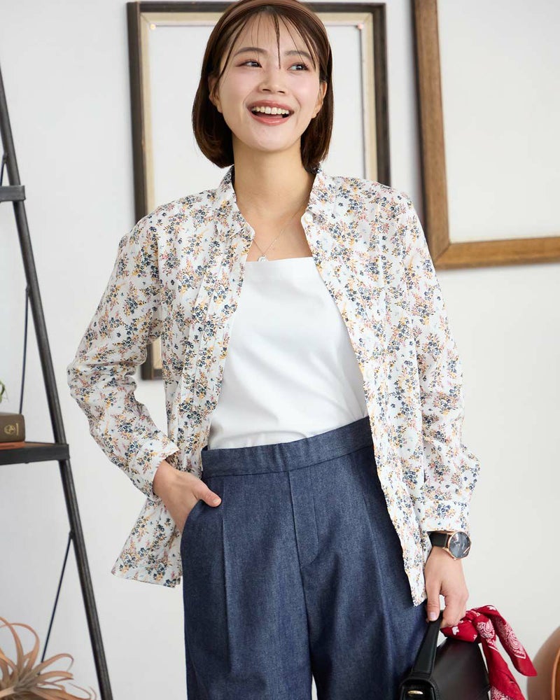 花柄プリントブラウス