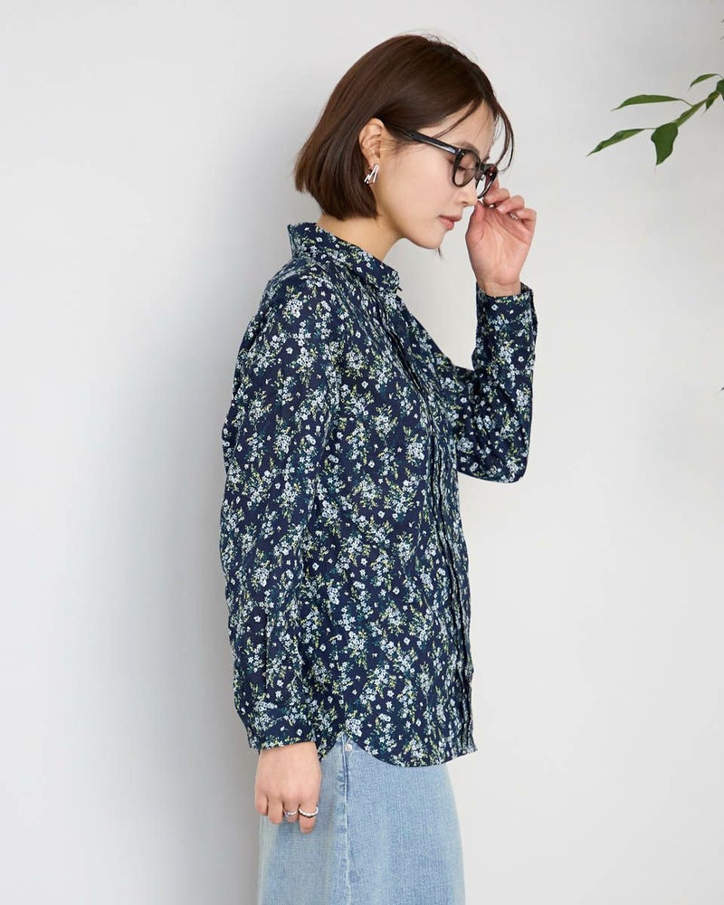 花柄プリントブラウス
