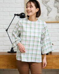 チェックシャツ