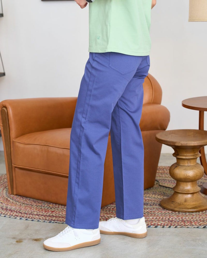 ストレートパンツ