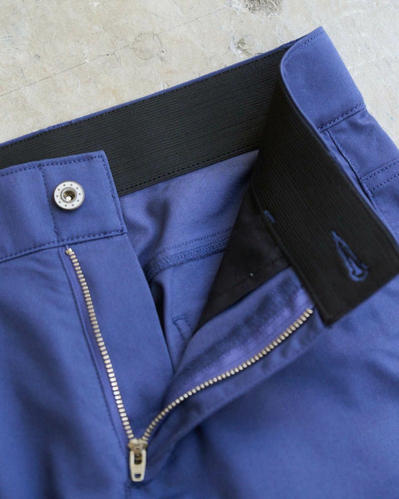 ストレートパンツ