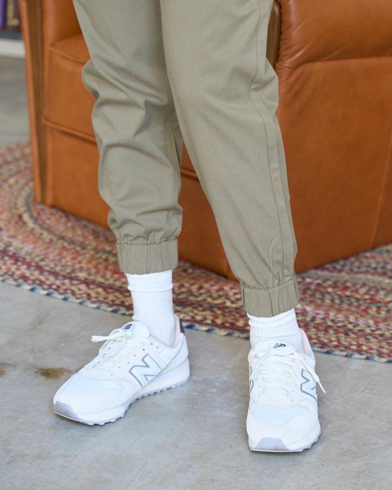 ジョガーパンツ