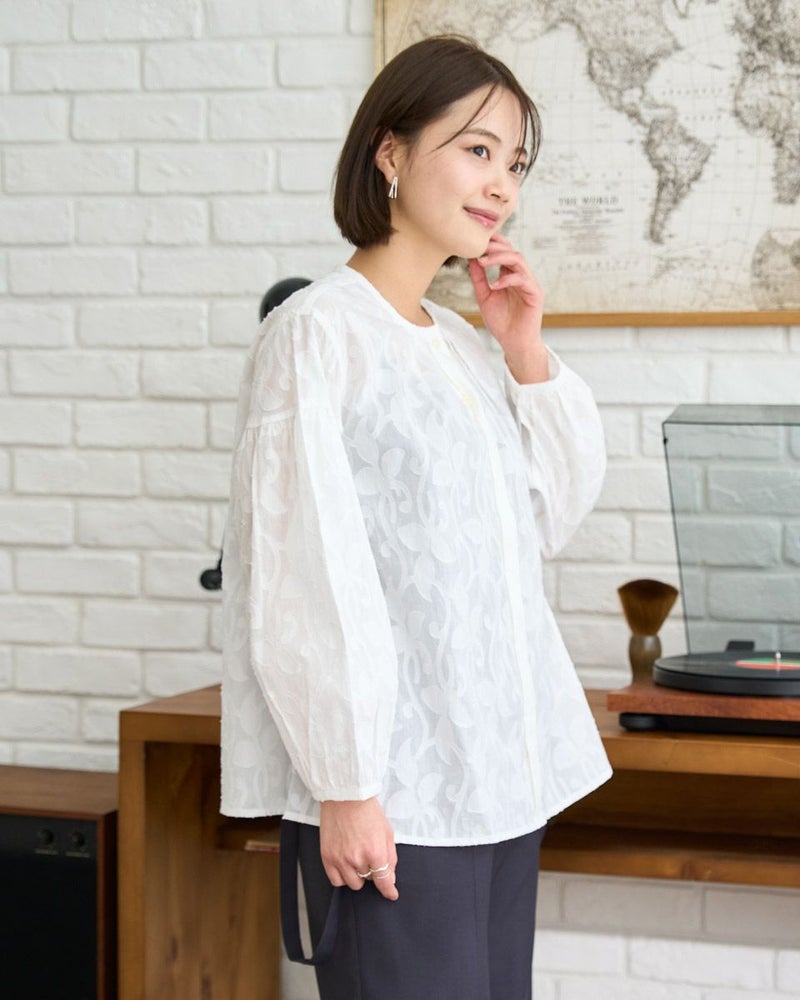 ジャカードブラウス