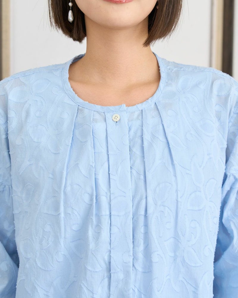 ジャカードブラウス