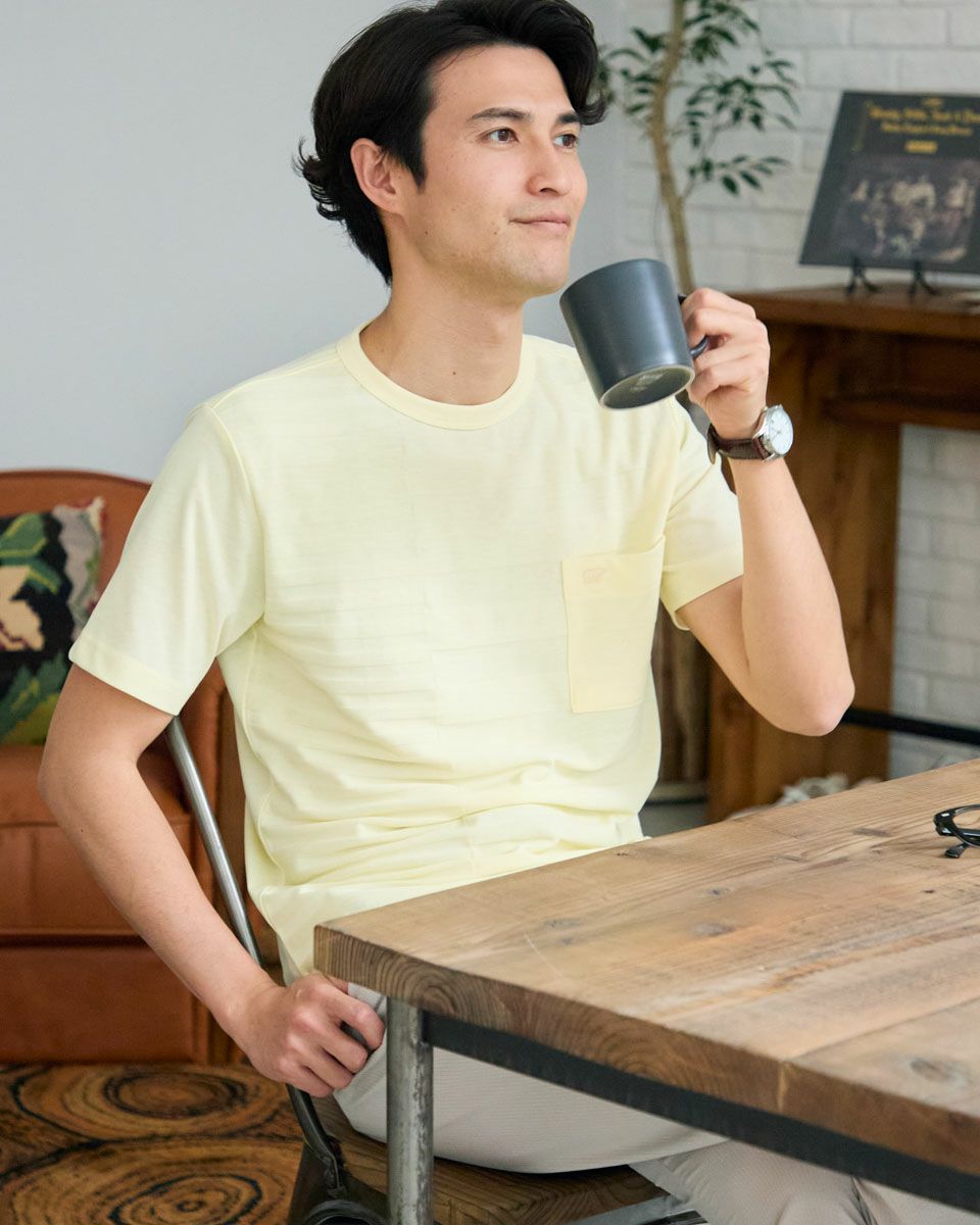 クルーネックTシャツ