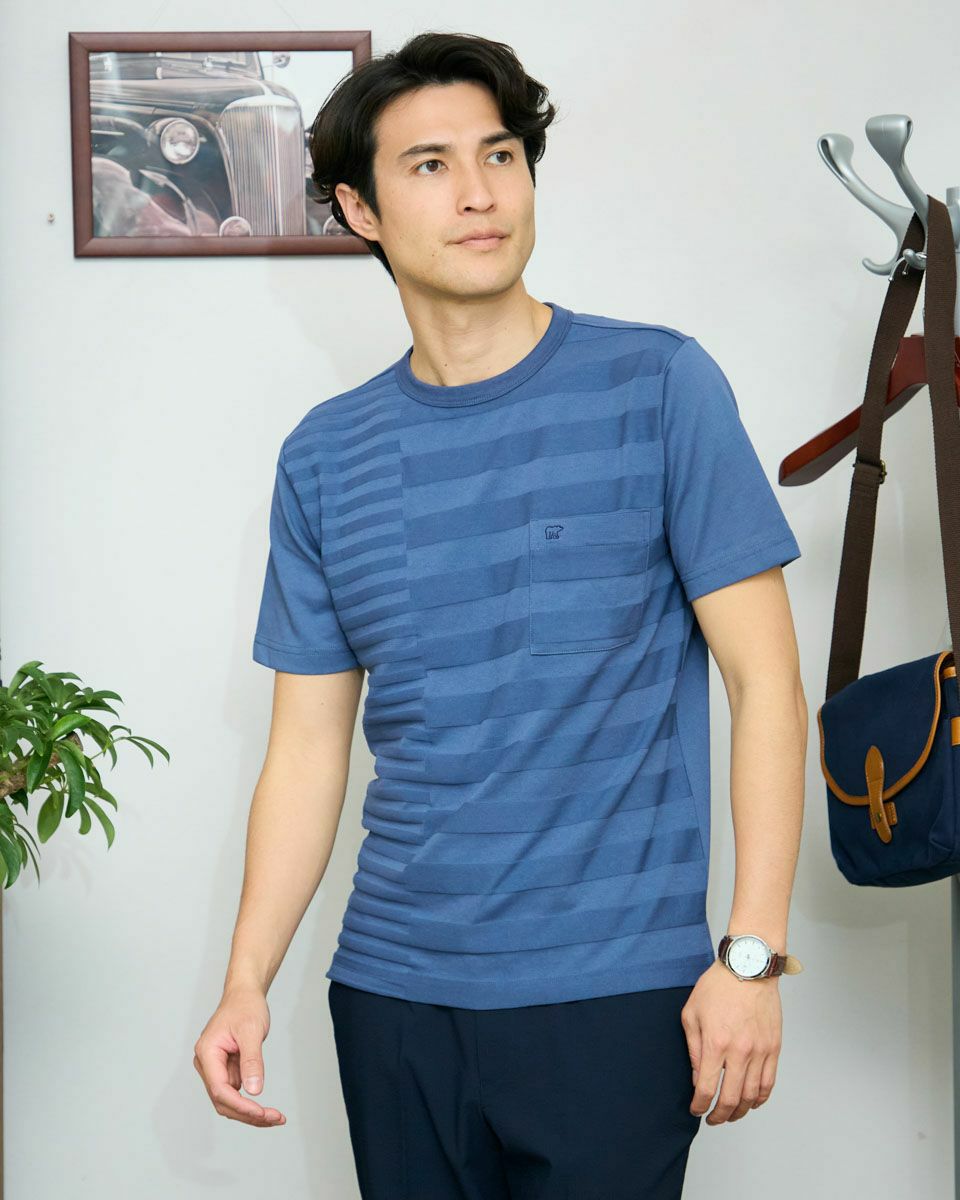 クルーネックTシャツ