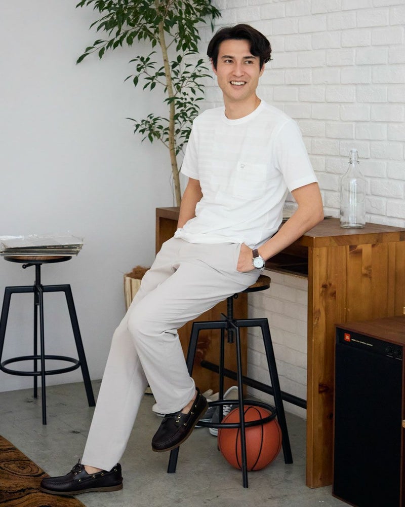 クルーネックTシャツ