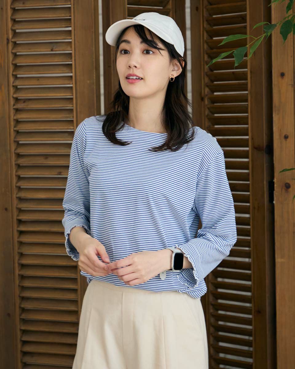 クルーネックプルオーバー