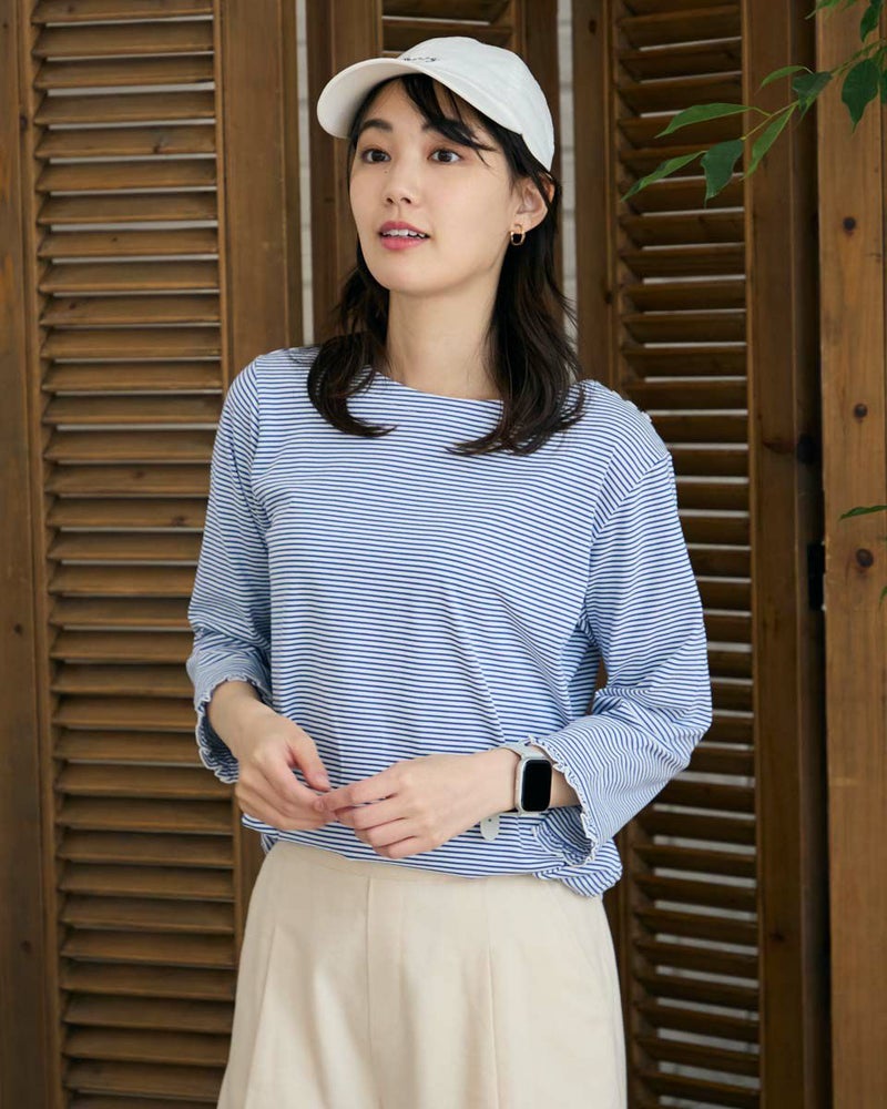 クルーネックプルオーバー