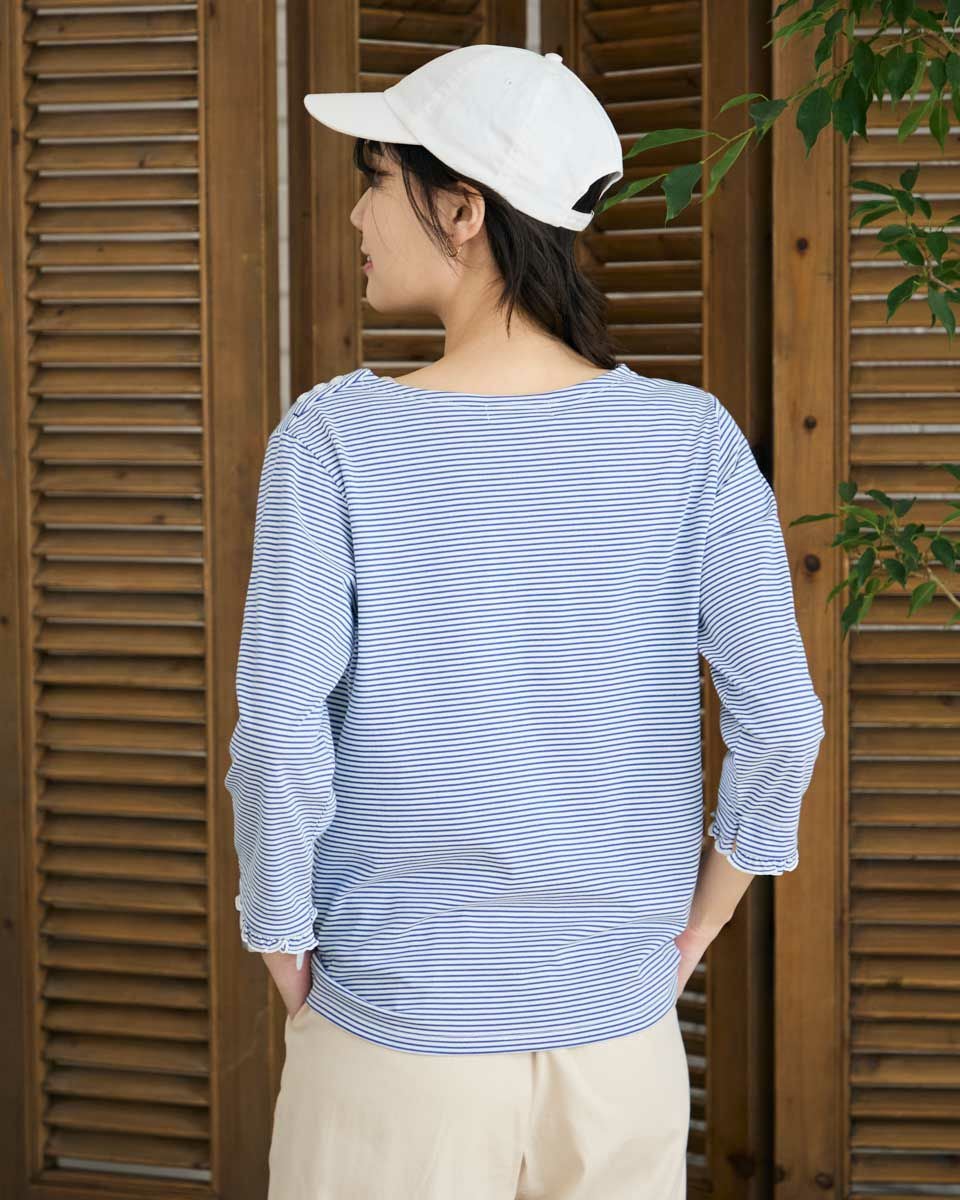 クルーネックプルオーバー