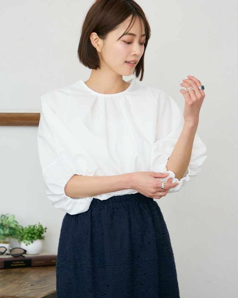 ブラウス調クルーネックプルオーバー