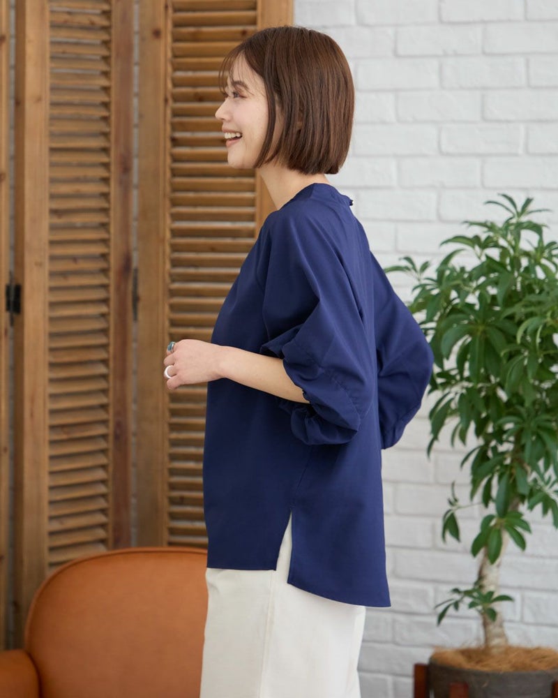 ブラウス調クルーネックプルオーバー