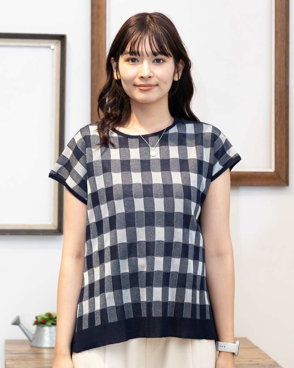 バックペプラムプルオーバー