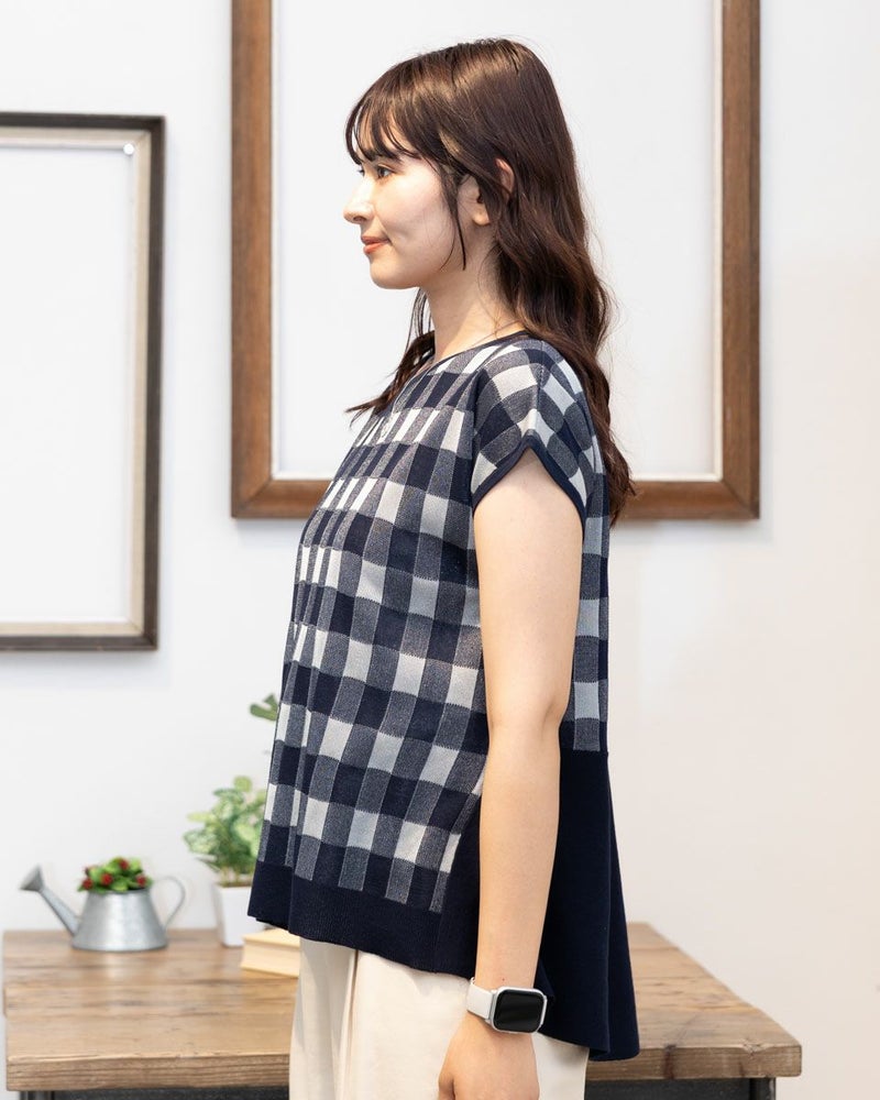 バックペプラムプルオーバー