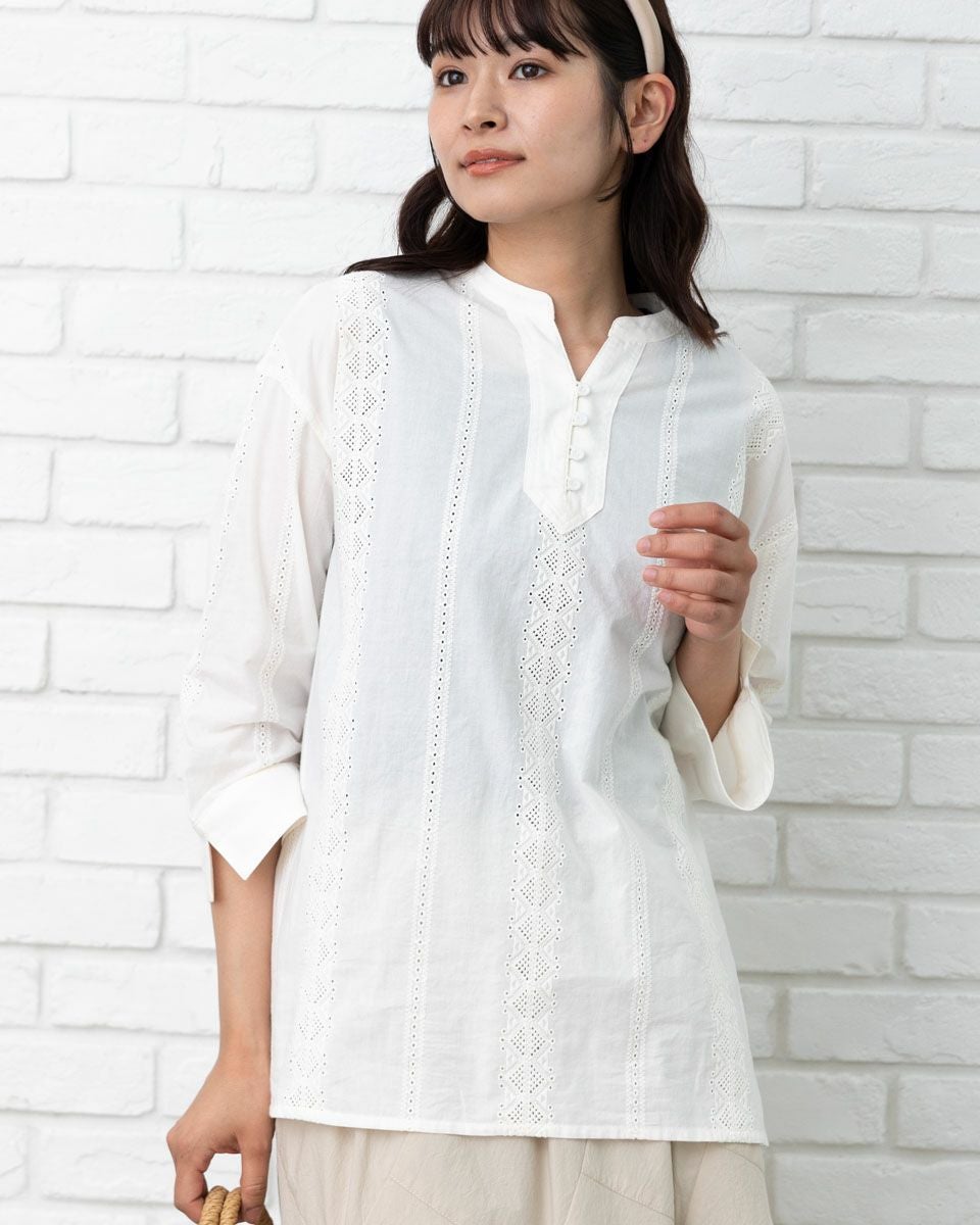 刺しゅうブラウス