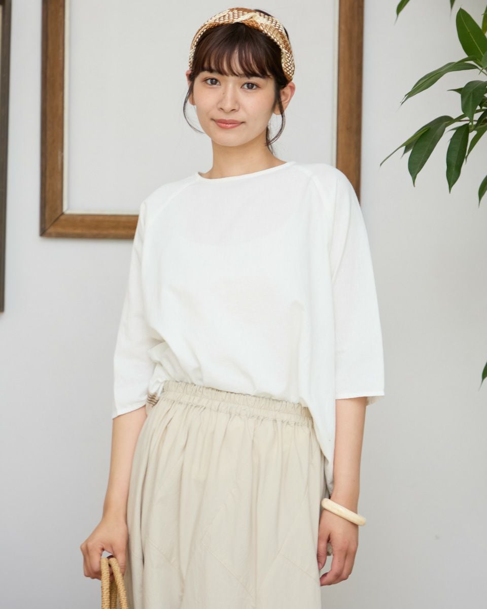 チェック＋無地ブラウス