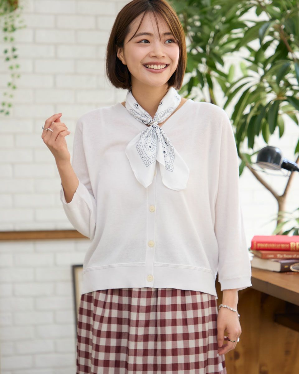 ニットカーディガン