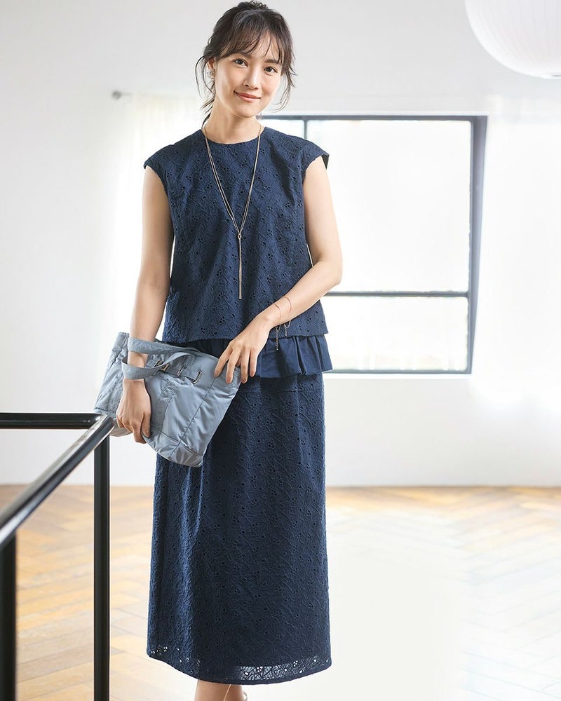 フレンチスリーブブラウス