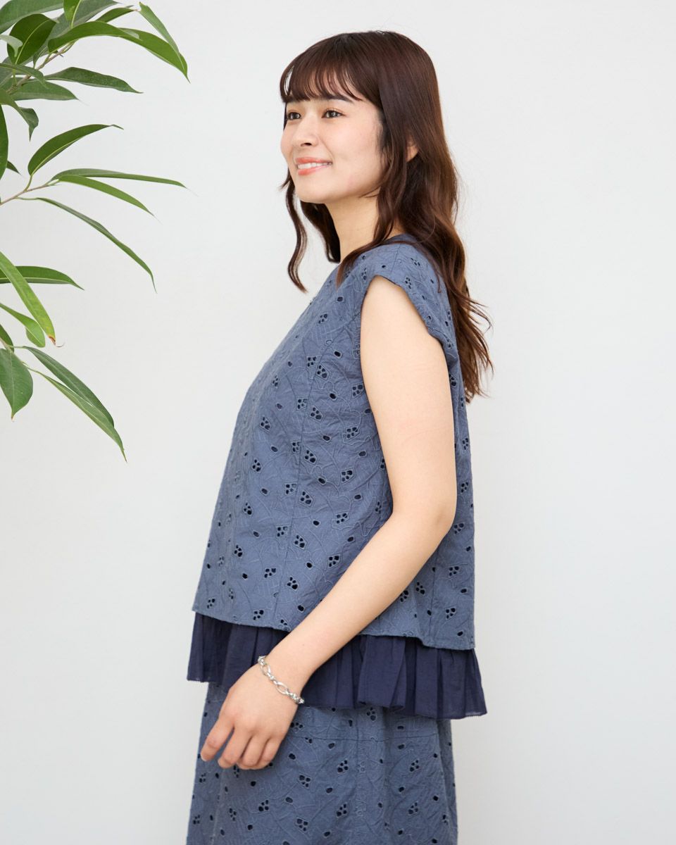 フレンチスリーブブラウス