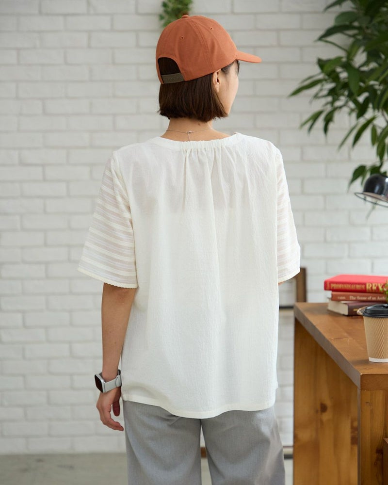 ジャカードブラウス