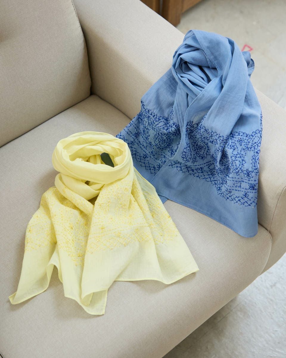 ペイズリー柄刺しゅうストール