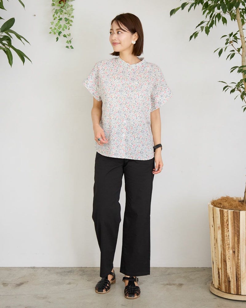 ストレートパンツ