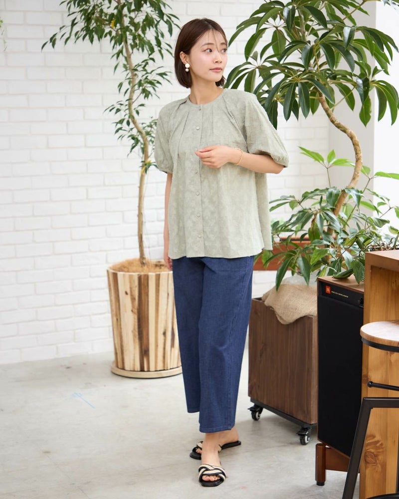 ノーカラーブラウス