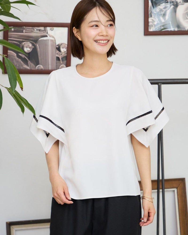 フレアスリーブブラウス