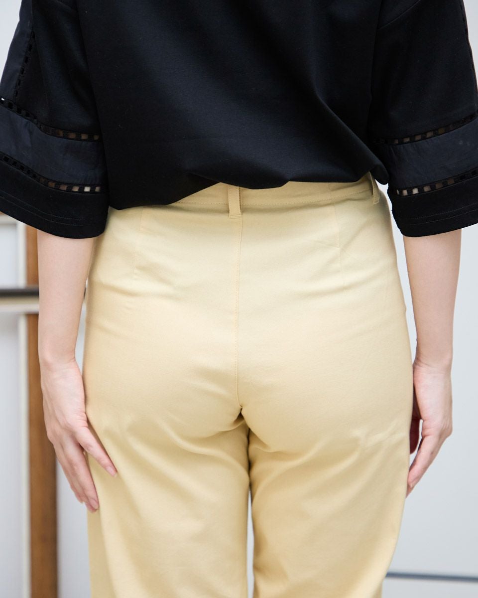 ストレートパンツ