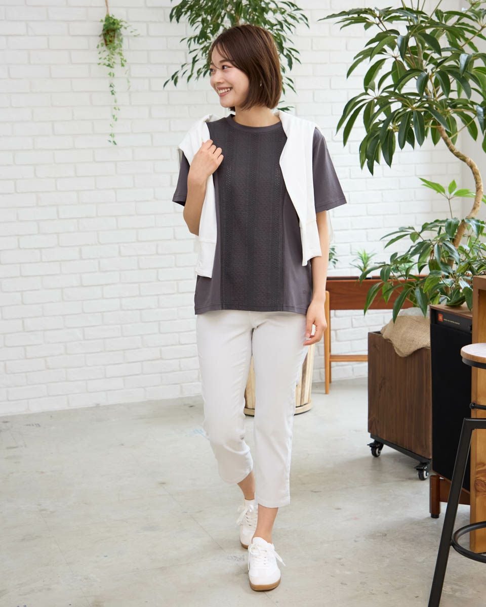 テーパードパンツ