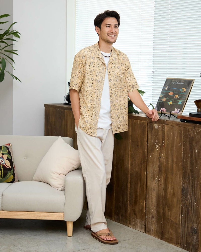 半袖オープンカラーシャツ