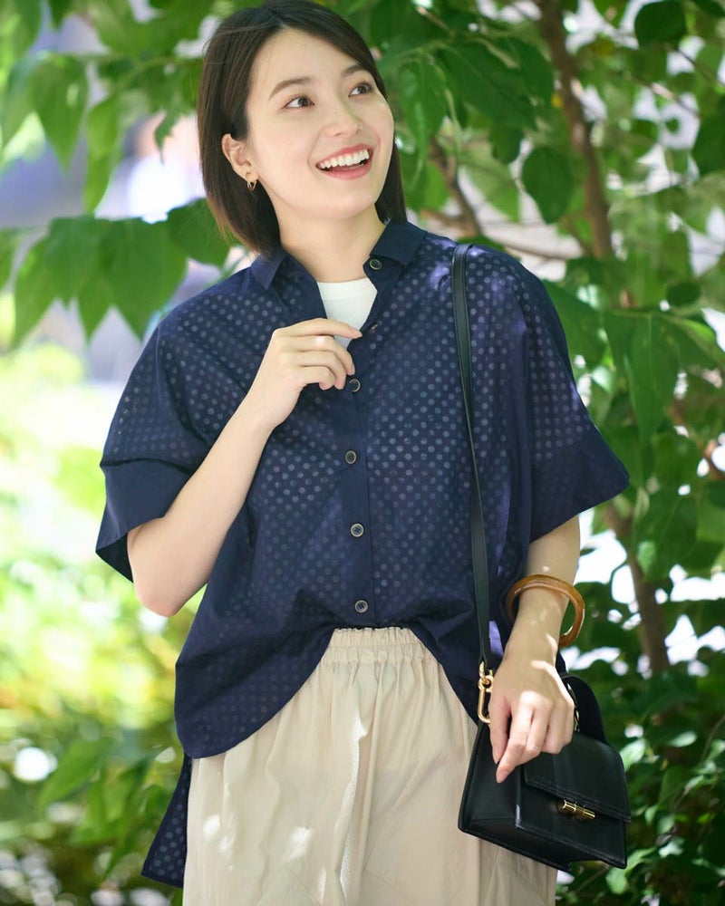 ドルマン袖ブラウス