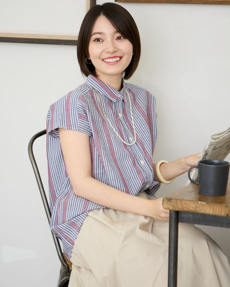 ストライプブラウス