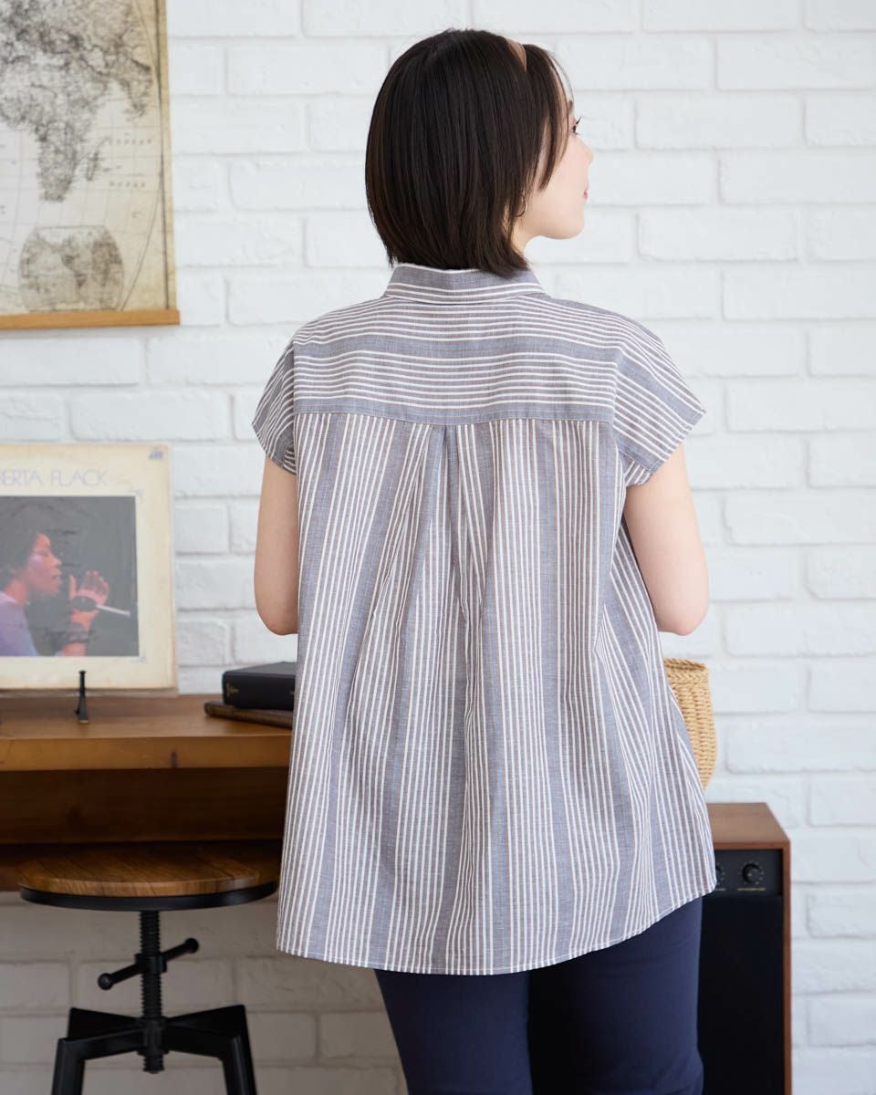 ストライプブラウス