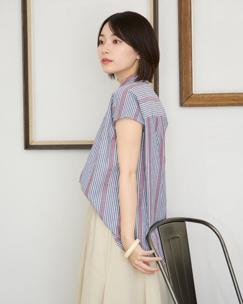 ストライプブラウス