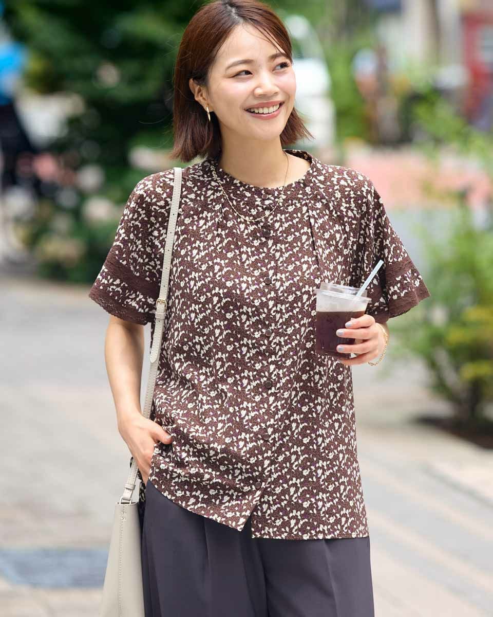 プリントブラウス