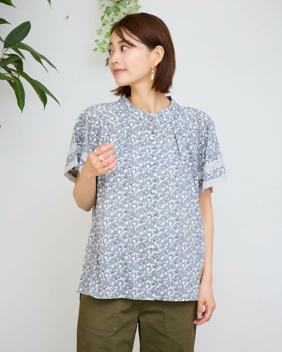 プリントブラウス