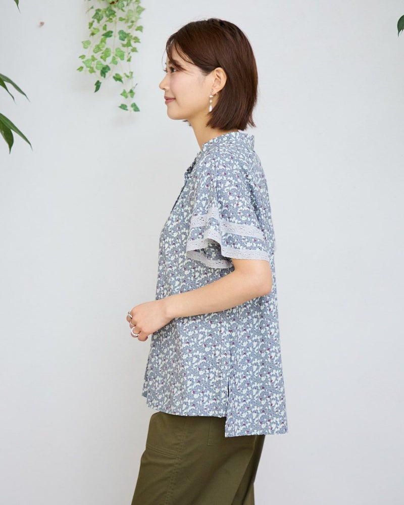 プリントブラウス