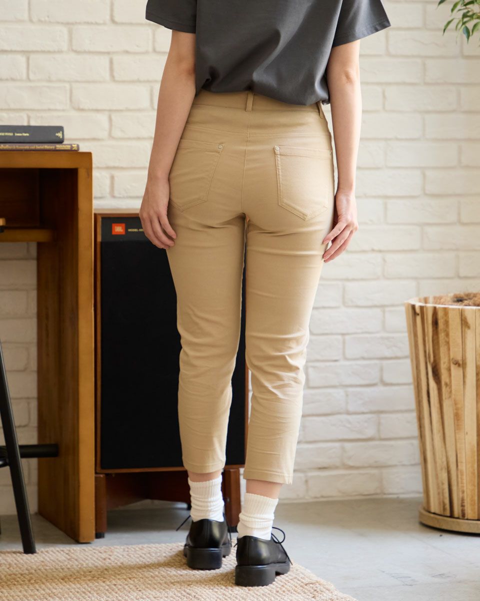 クロップドパンツ