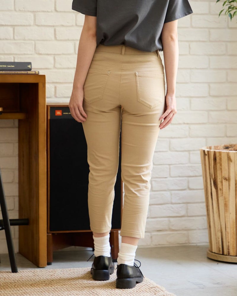 クロップドパンツ