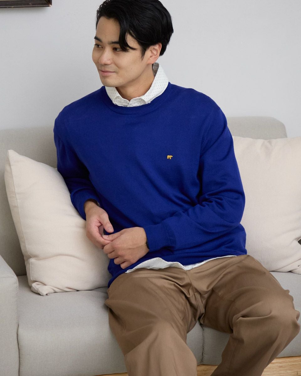 無地クルーネックニット