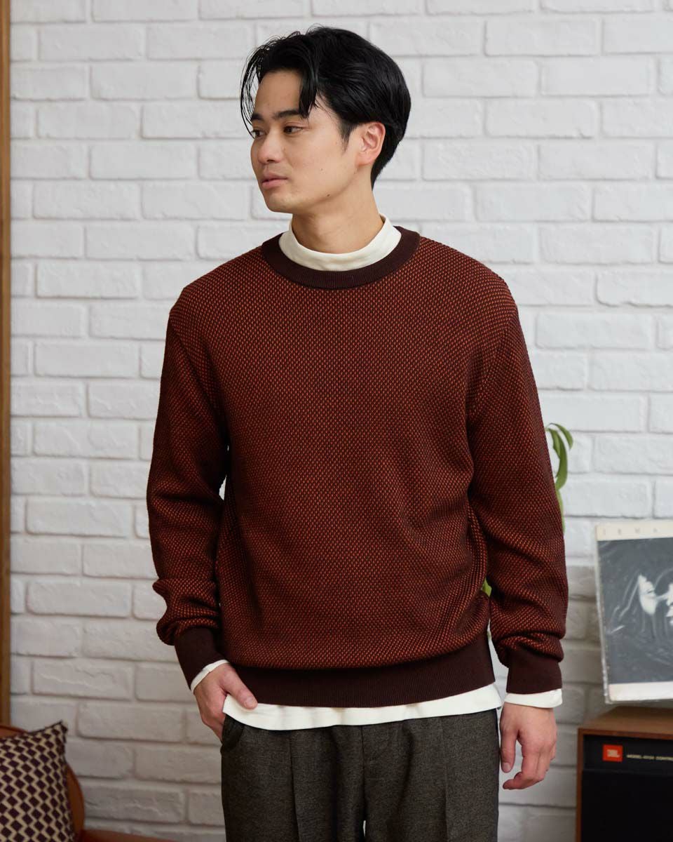 クルーネックニット